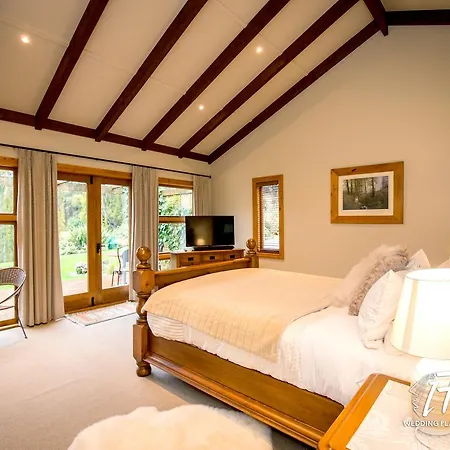 The Canyons B&B-2